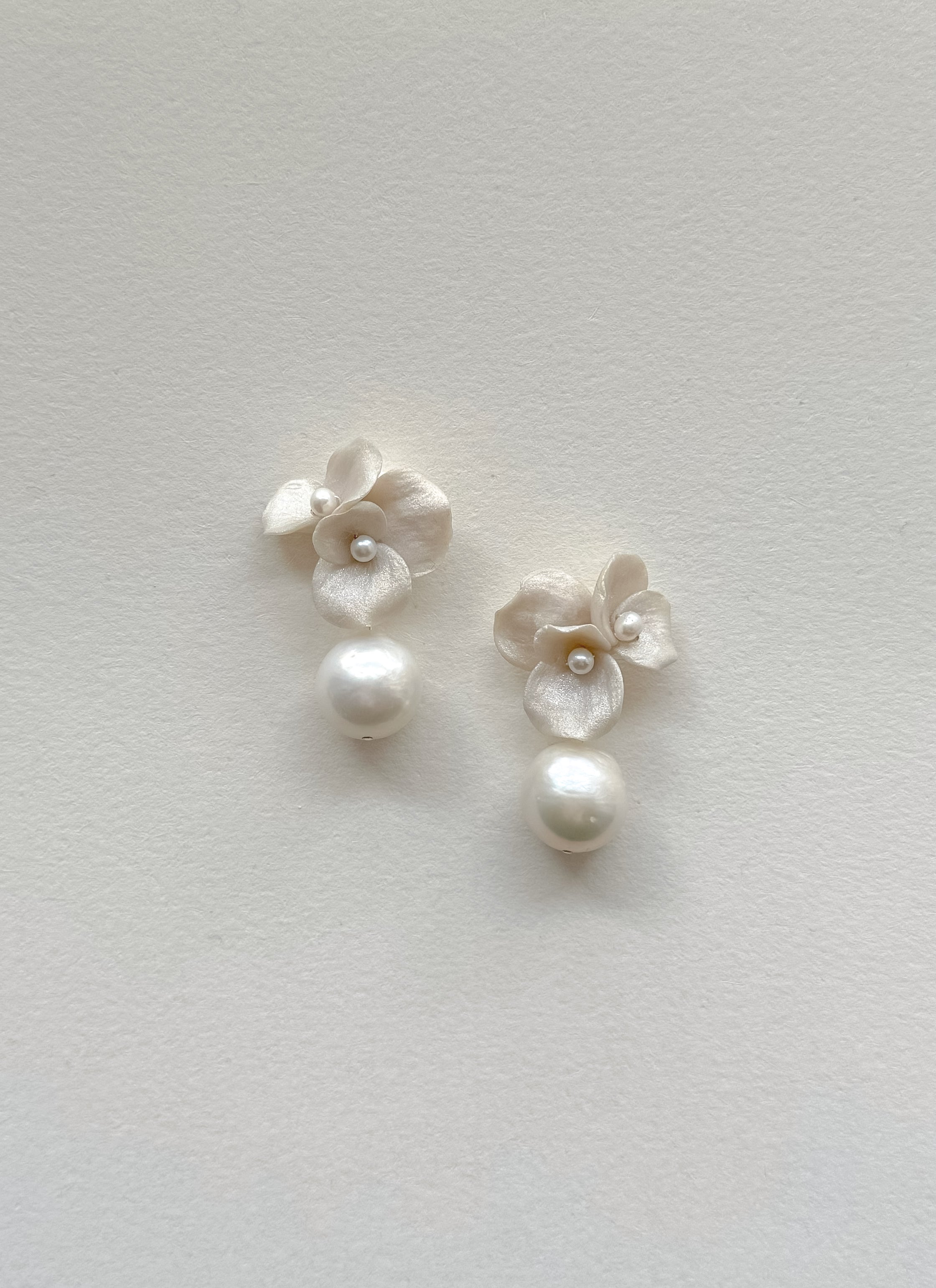Oriana Pearl Drops